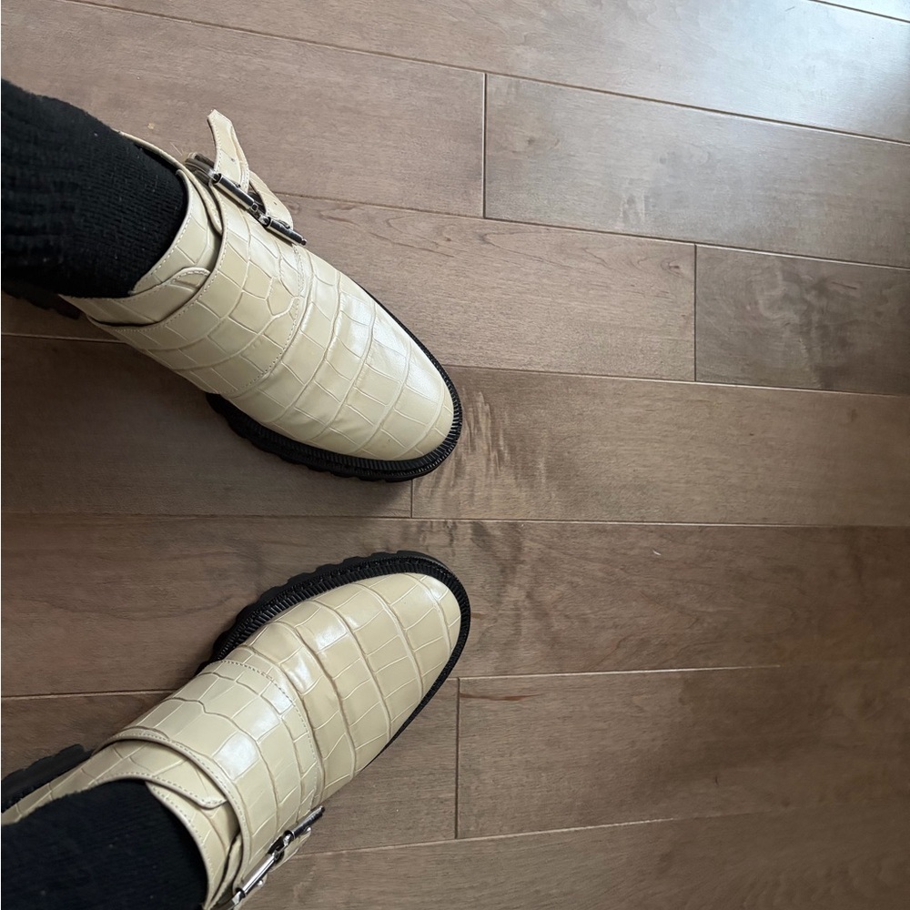 Aerosoles Womens Cream Leather Loafers size 8 - Picture 7 of 8